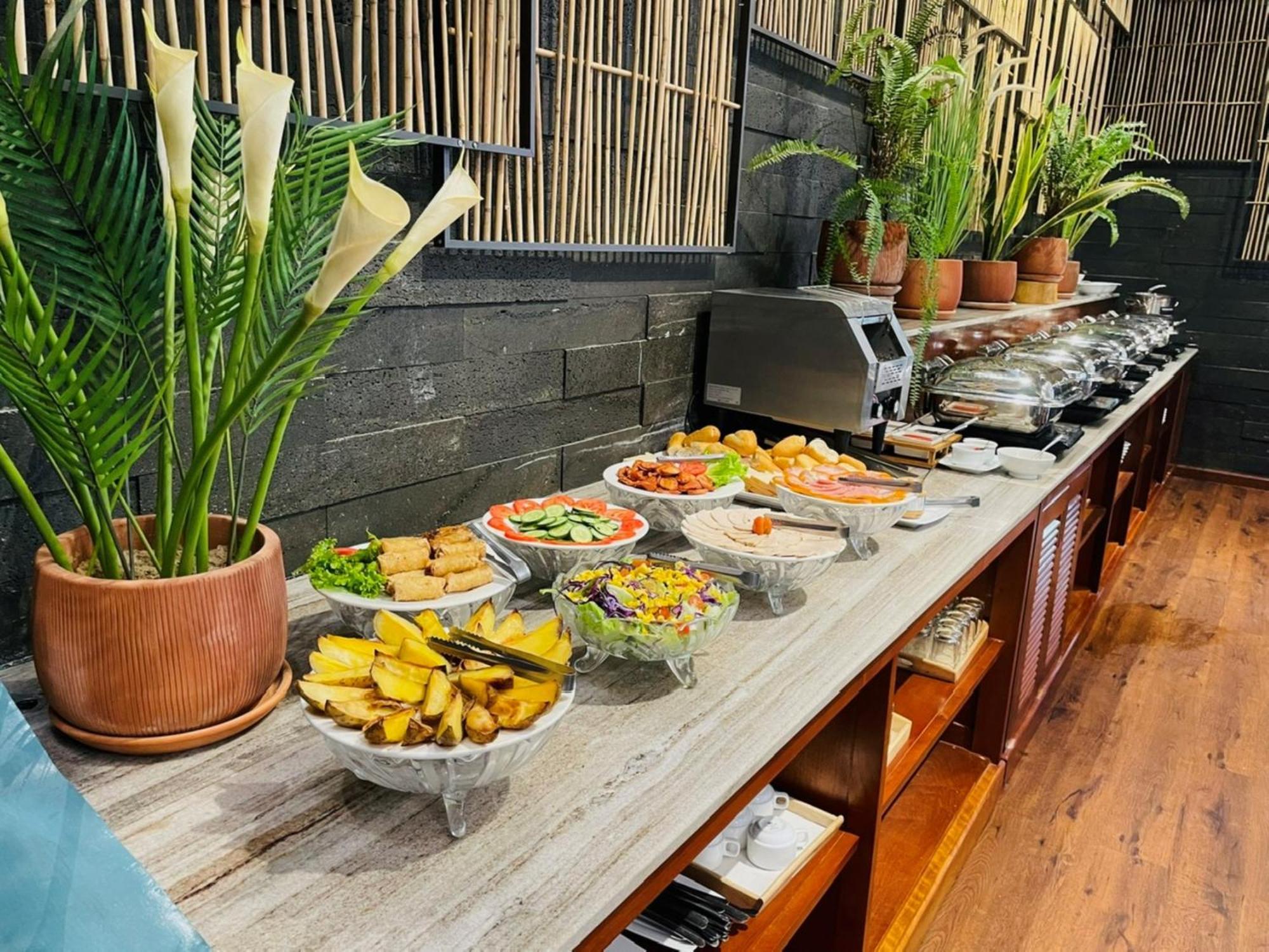 Luu Ngai Condotel 归仁 外观 照片